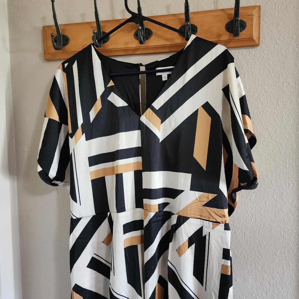 Luxeology Geometric Black and Gold Wide Leg Jumpsuit - Size XL Petite Length - Picture 5 of 16